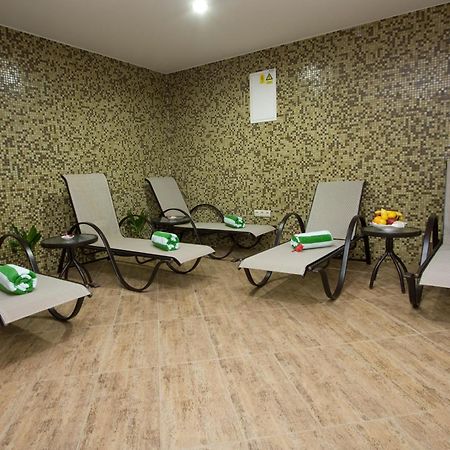 Hotel Park Exclusive Otocac Bagian luar foto