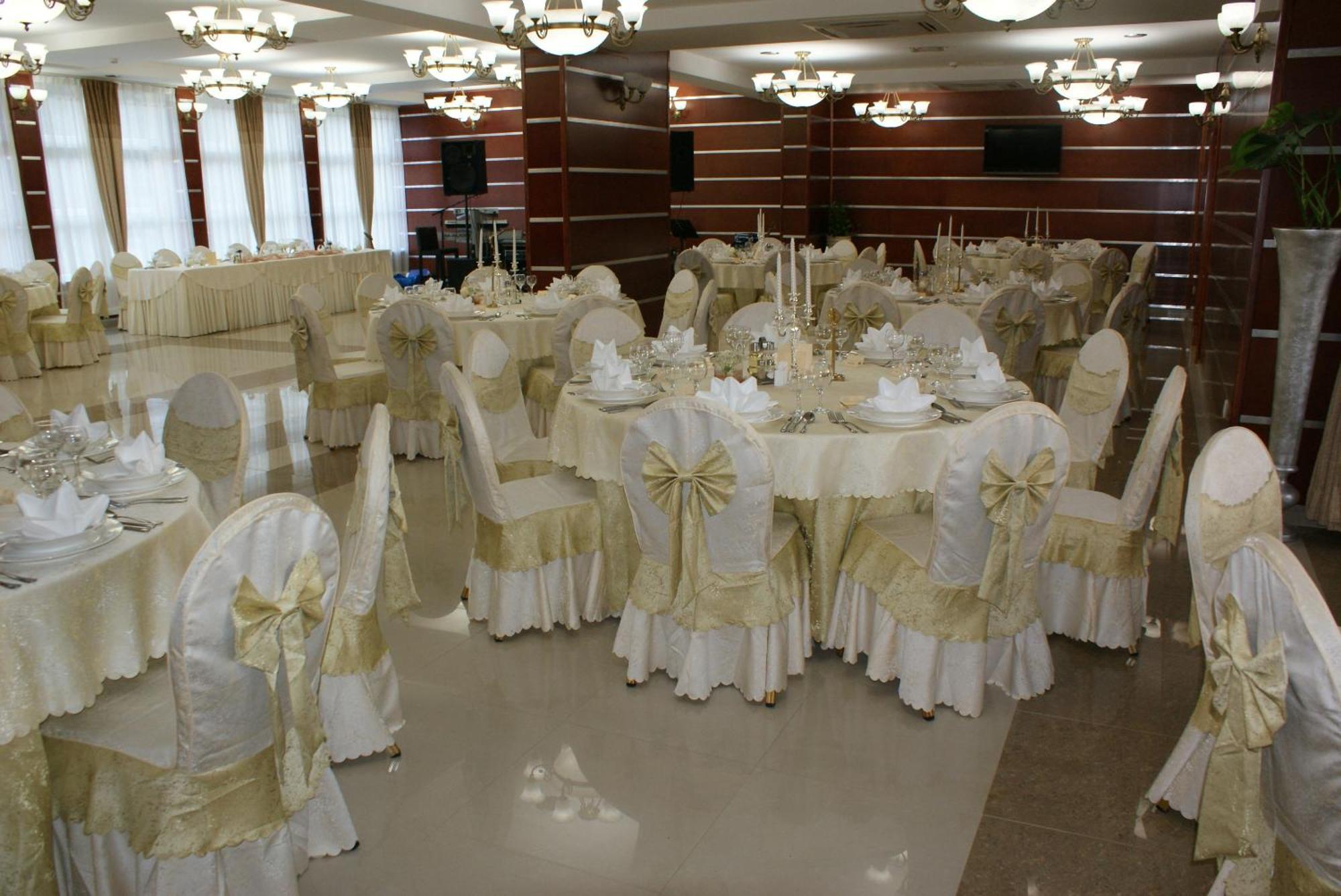 Hotel Park Exclusive Otocac Bagian luar foto