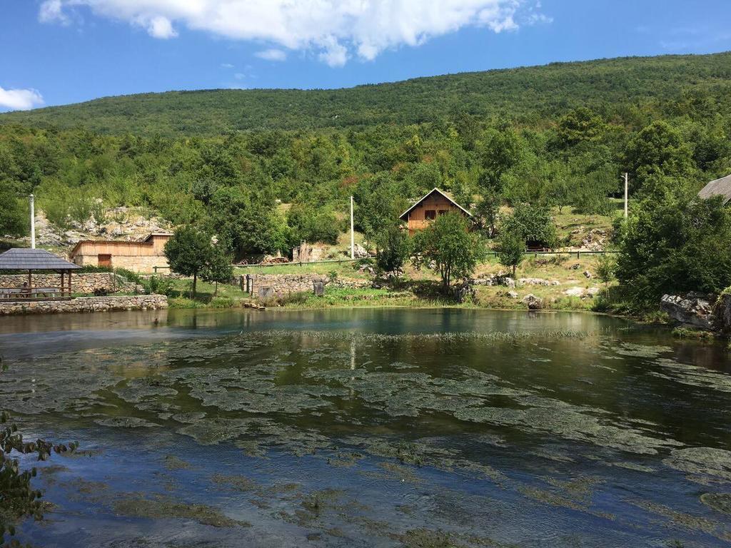 Hotel Park Exclusive Otocac Bagian luar foto